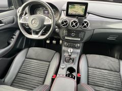MERCEDES-BENZ B 200 AMG Line ESP,2ZKLIMA,MFL,GRA,PANO Klima MERCEDES-BENZ B 200 AMG Line ESP,2ZKLIMA,MFL,GRA,PANO Klima