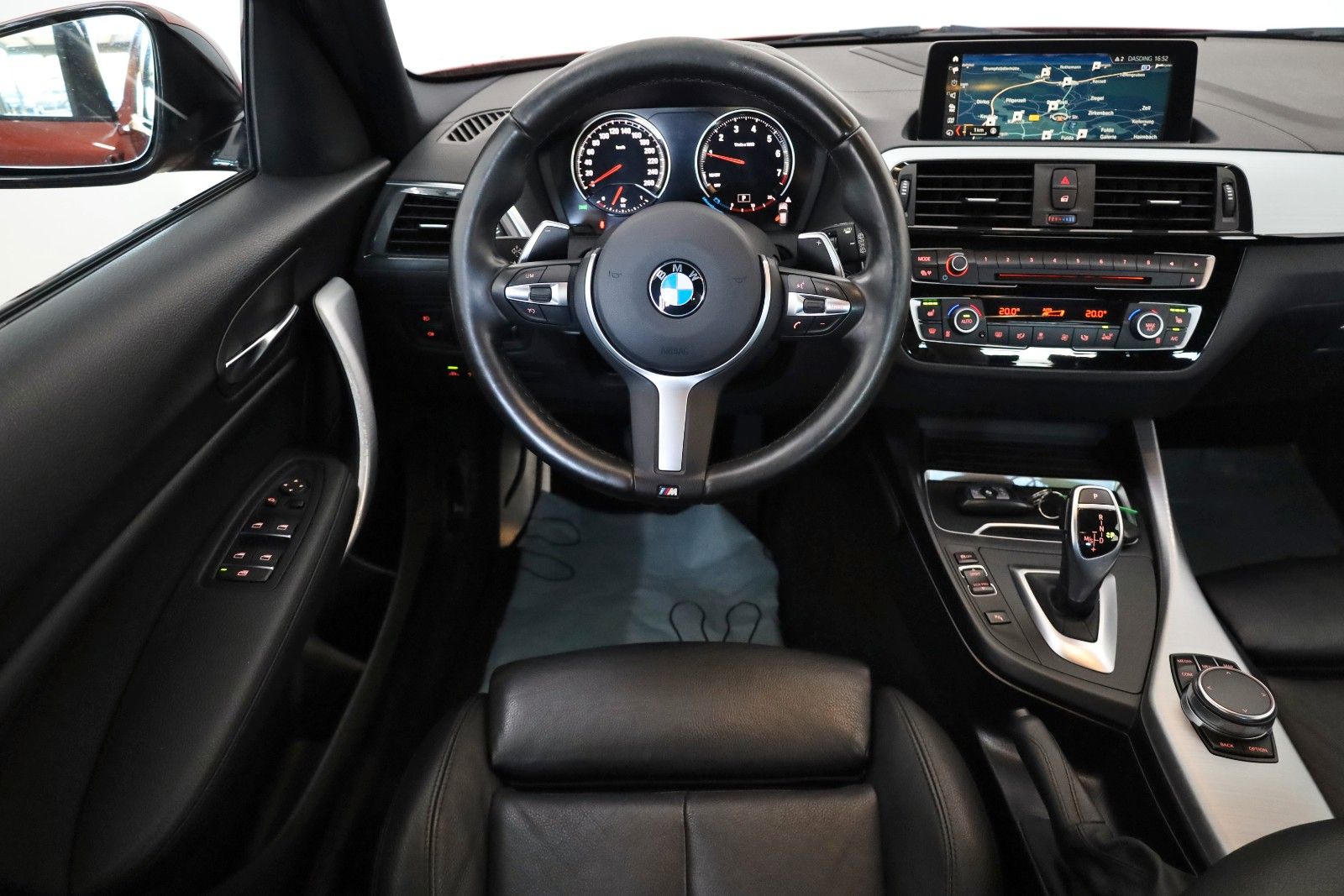 Fahrzeugabbildung BMW 125i M Sport 5T Leder,Navi,LED,SH,Park Assistent