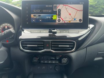 Nissan Juke Tekna 1.0 DIG-T 114 PS mit Winterpaket 360°