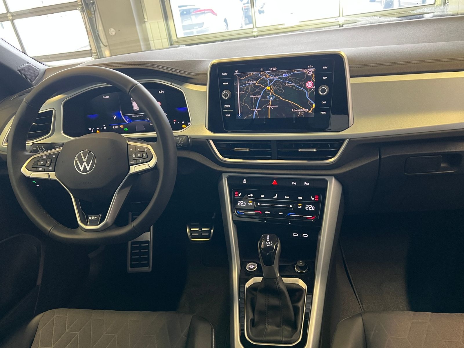 Fahrzeugabbildung Volkswagen T-Roc GOAL 2.0 TDI DSG *AHK,KESSY*