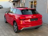 Audi Q2 quattro sport*S-Line Ext.*Pano*S-Heft*Autom.* - rote Audi Q2