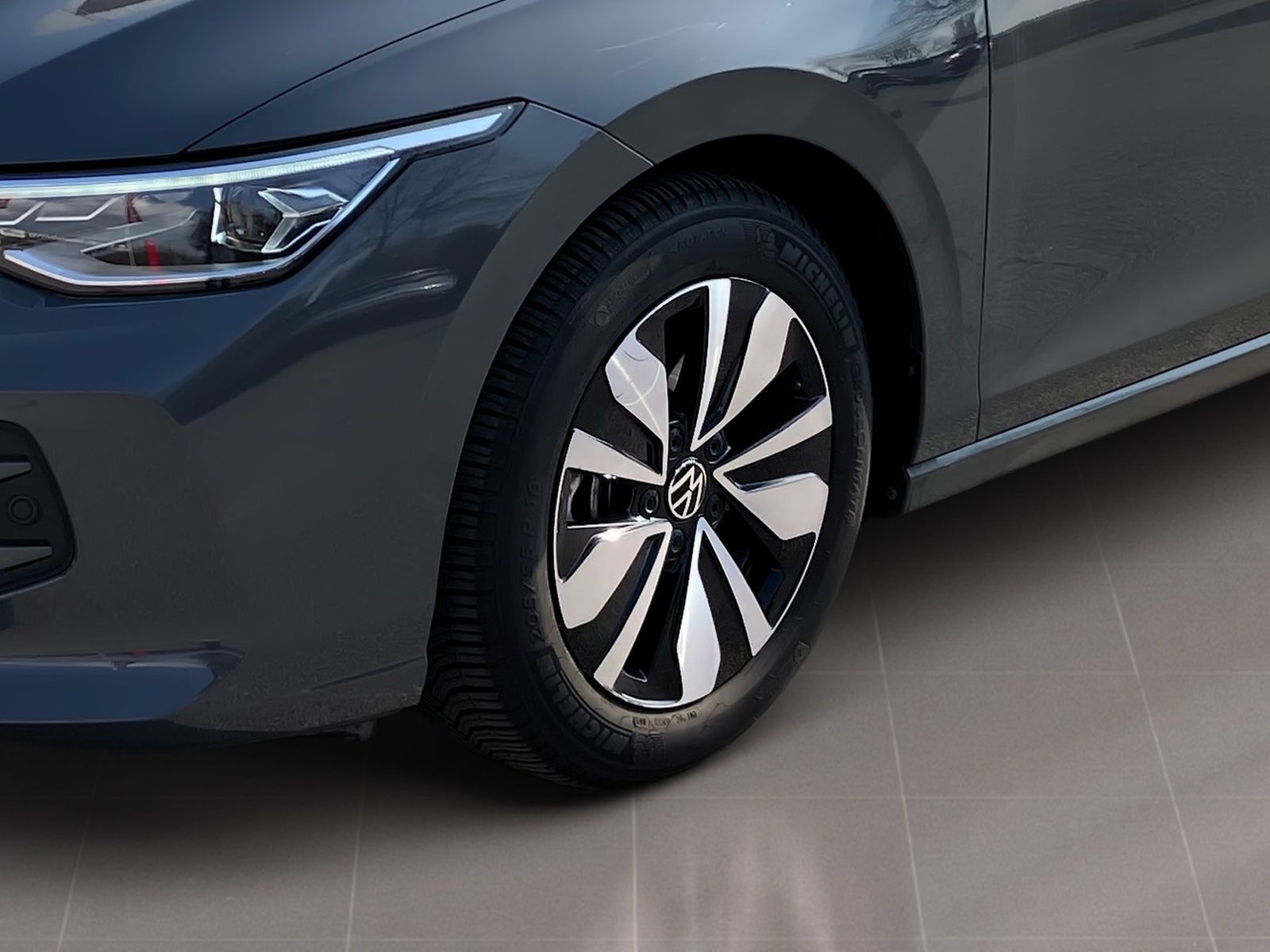 Volkswagen Golf - Bild 7