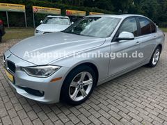 BMW 320d Eff.Dyn.Ed135kW Luxury Line Autom*RFK*Leder