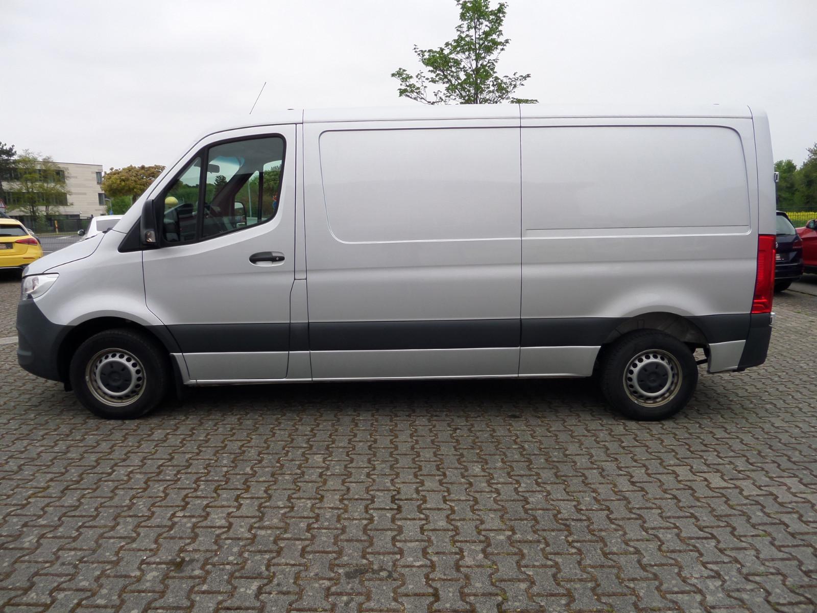 Mercedes-Benz Sprinter 214 CDI Lang+AHK+Standhz+Klima+Cam+Navi