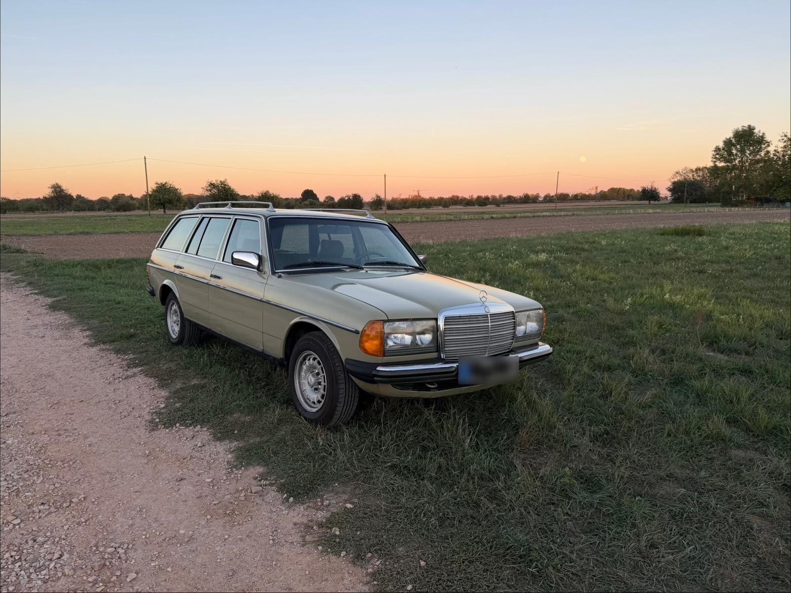 Mercedes-Benz E 240