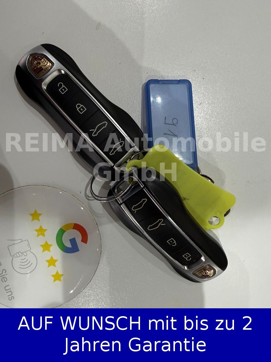 Fahrzeugabbildung Porsche Taycan Cross Turismo 4, Pano, 360°, SOH 90,8 %