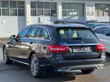 Mercedes-Benz C 220d T*GARANTIE*AVANTGARDE* - schwarze Mercedes-Benz C 220