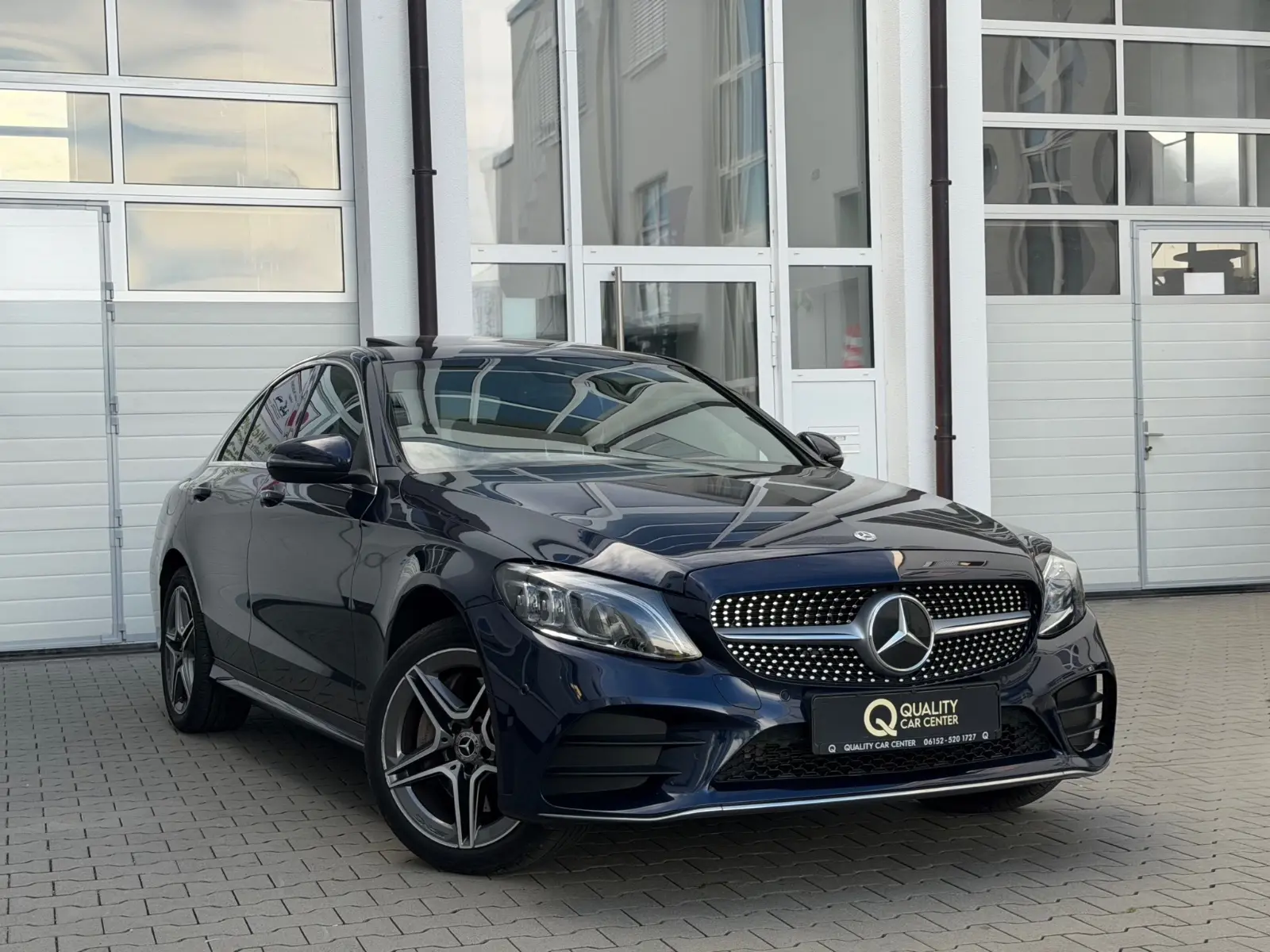 Mercedes-Benz C 300 Limousine Mild-Hybrid 4Matic 9G AMG *SPUR*
