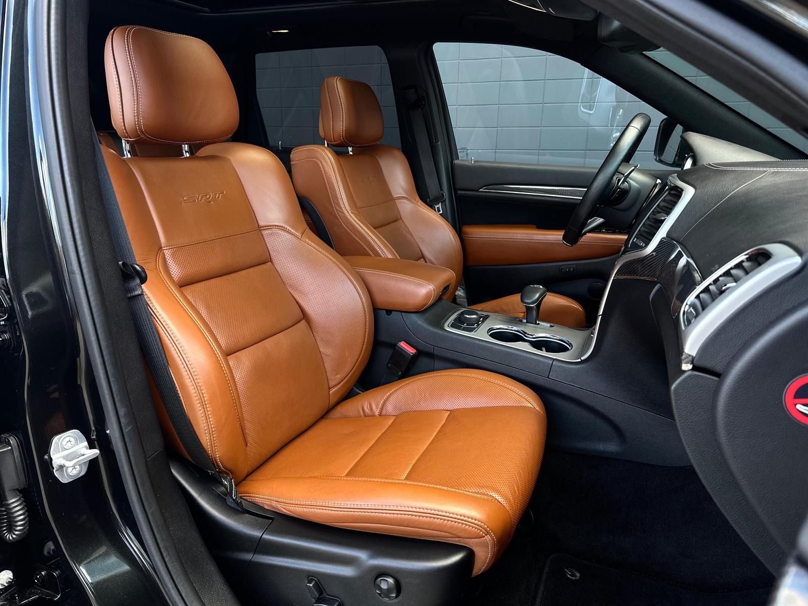 JEEP Grand Cherokee 6.4 HEMI SRT 4x4* BIXEN#AHK#PANO - Image 15