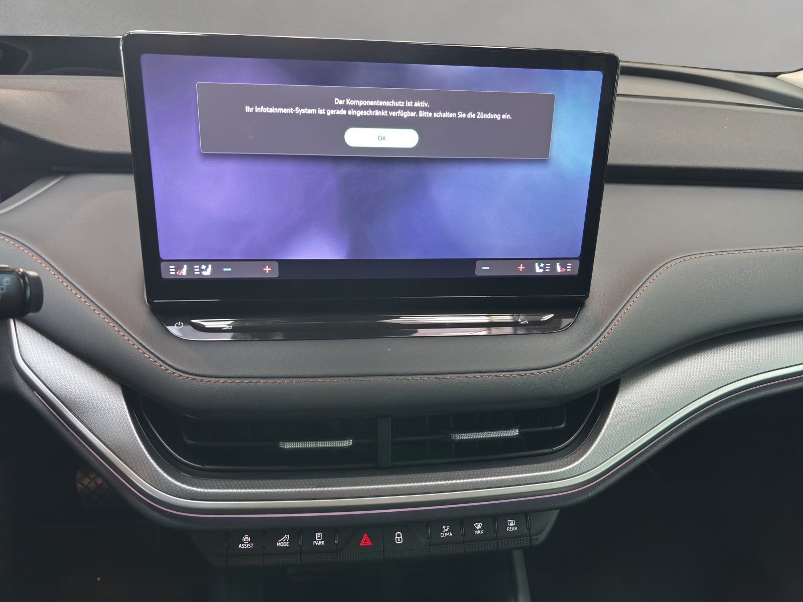 Fahrzeugabbildung SKODA Enyaq 85 MAXX/PANO/AHK/HUD/ACC/360/CANTON
