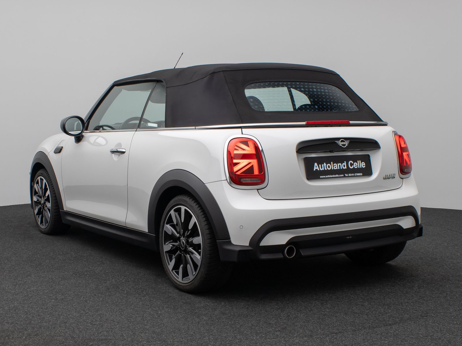 Fahrzeugabbildung MINI Cooper Cabrio Kamera HUD H/K Komfort Sport Voll