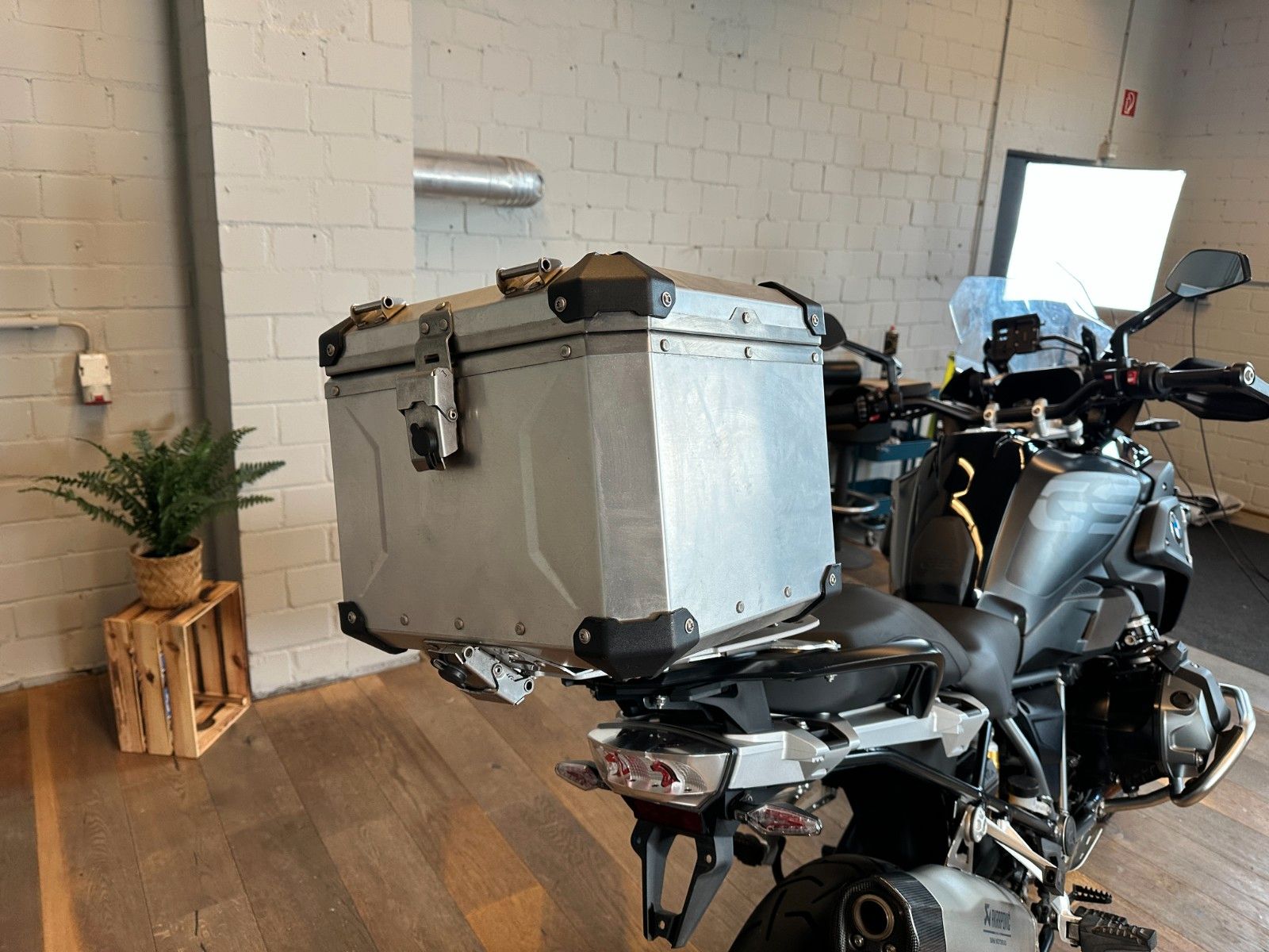 Fahrzeugabbildung BMW R 1250 GS Triple Black - Top Ausstattung!