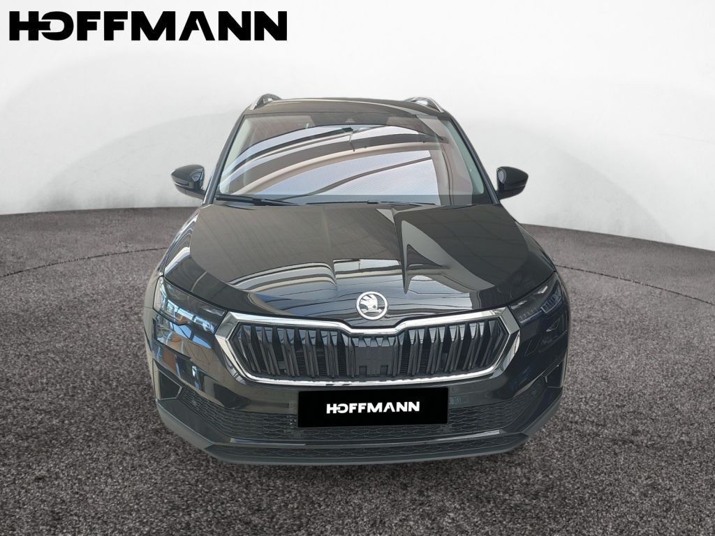 Fahrzeugabbildung SKODA Karoq 1.5 TSI DSG Selection AHZV,LED,Navi,SH