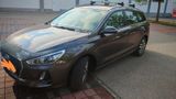 Hyundai i30 1.6 CRDi 81kW Trend Trend - Hyundai i30 mit Diesel-Antrieb: Kombi, 1.6
