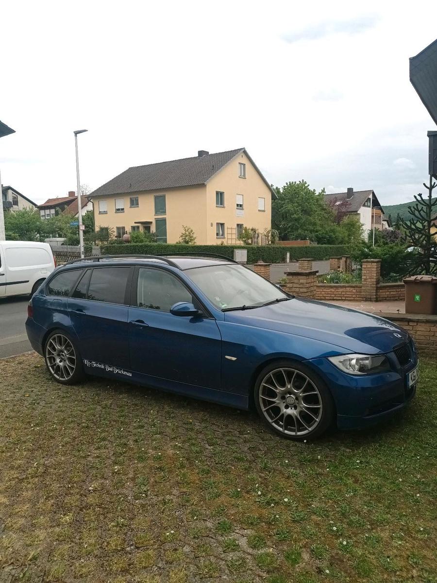 BMW 120 2007 — rear view
