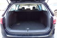 Fahrzeugabbildung Volkswagen Golf Variant Highline BMT DSG **MASSAGESITZ / SC