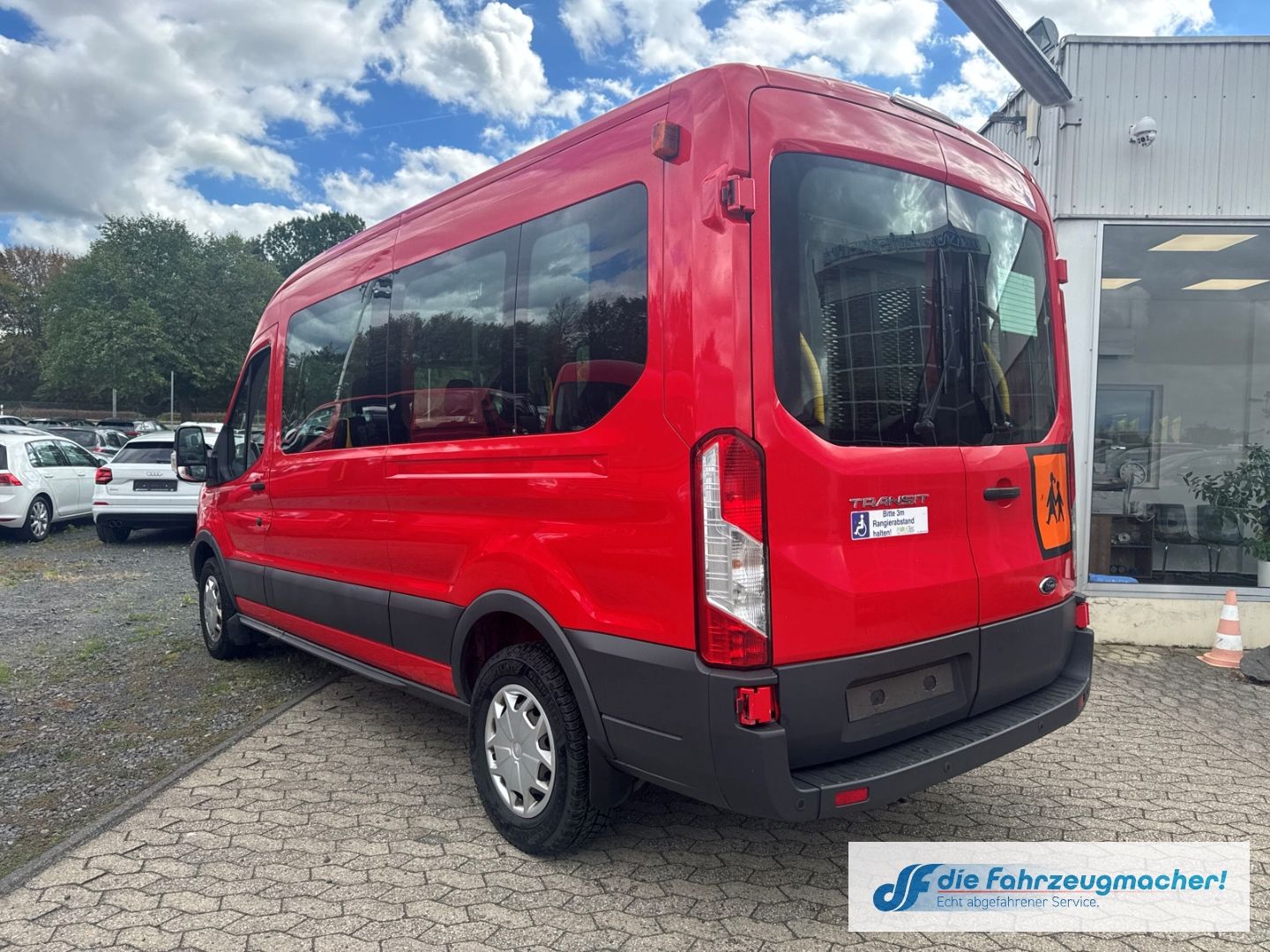 Fahrzeugabbildung Ford Transit Kombi 350 L3 Trend StandHZG *2881*EXPORT