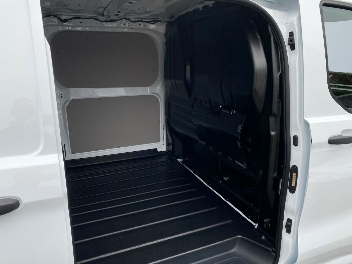 Ford Transit Custom - Bild 11