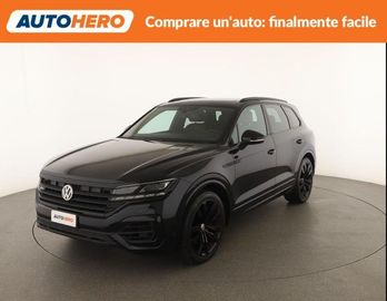 Volkswagen Touareg - 1