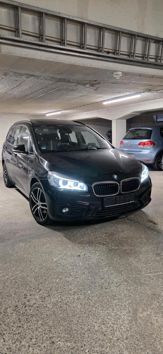 BMW 218