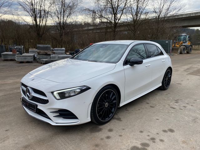 Mercedes-Benz A 220 AMG LINE/WIDESCREEN/LED/KAMERA/19ZOLL/NAVI