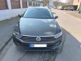 Volkswagen VW Passat B8 1.6 TDI Highline DSG AHK ACC ... - Volkswagen Passat: V6 TDI