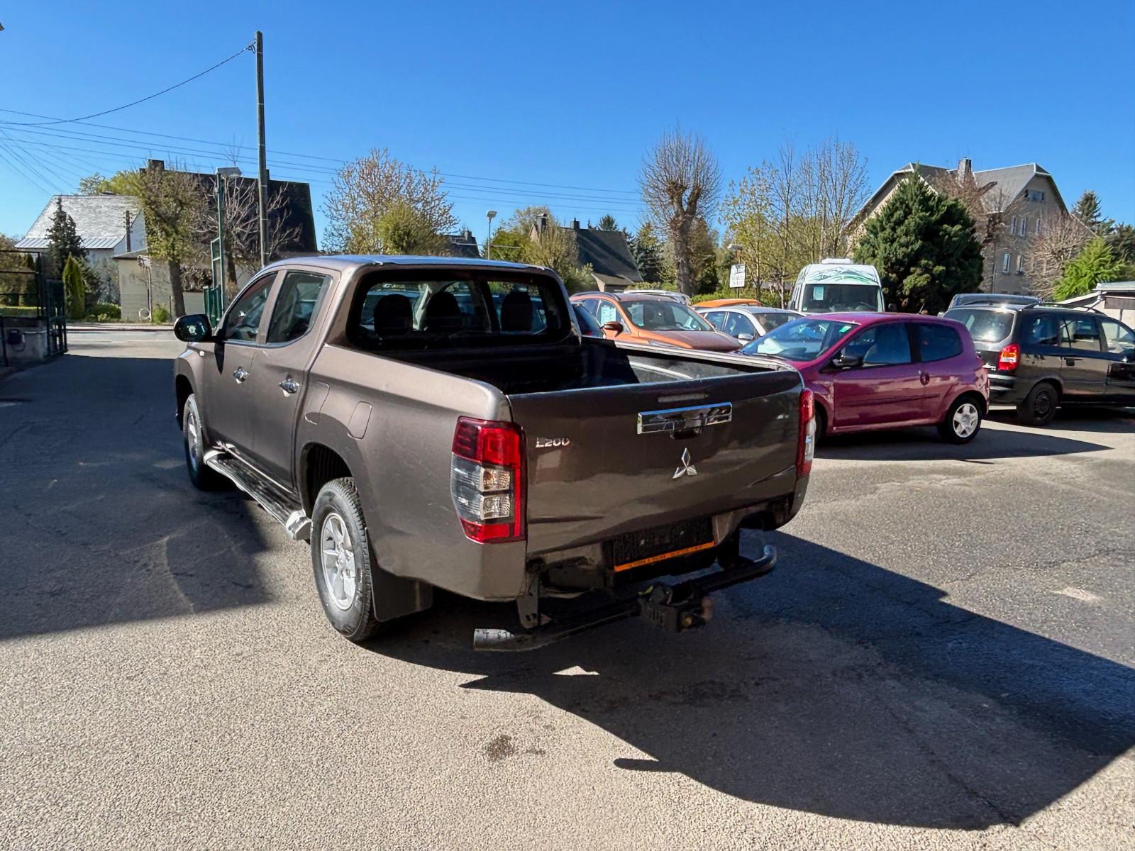 Mitsubishi L200 Basis Doppelkabine 4WD