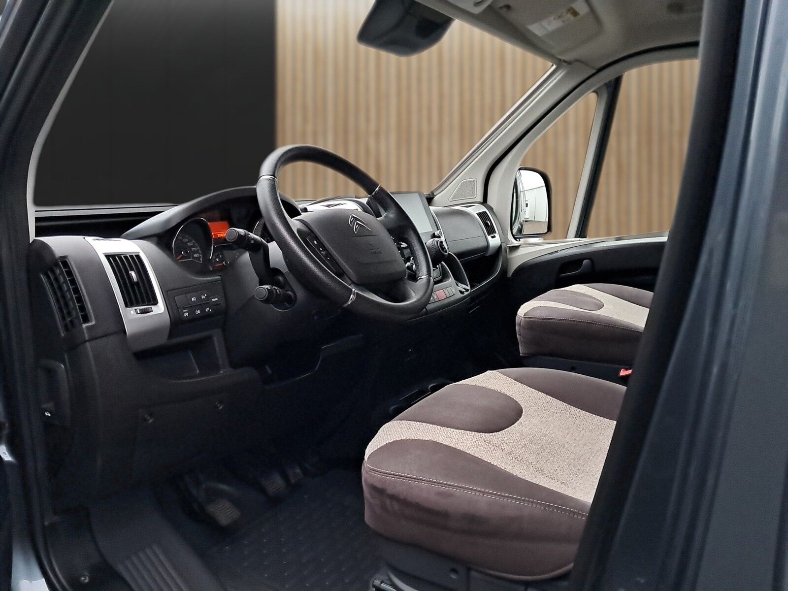 Fahrzeugabbildung Pössl Roadcruiser Revolution Citroen 165 PS AHK,RK,Mar