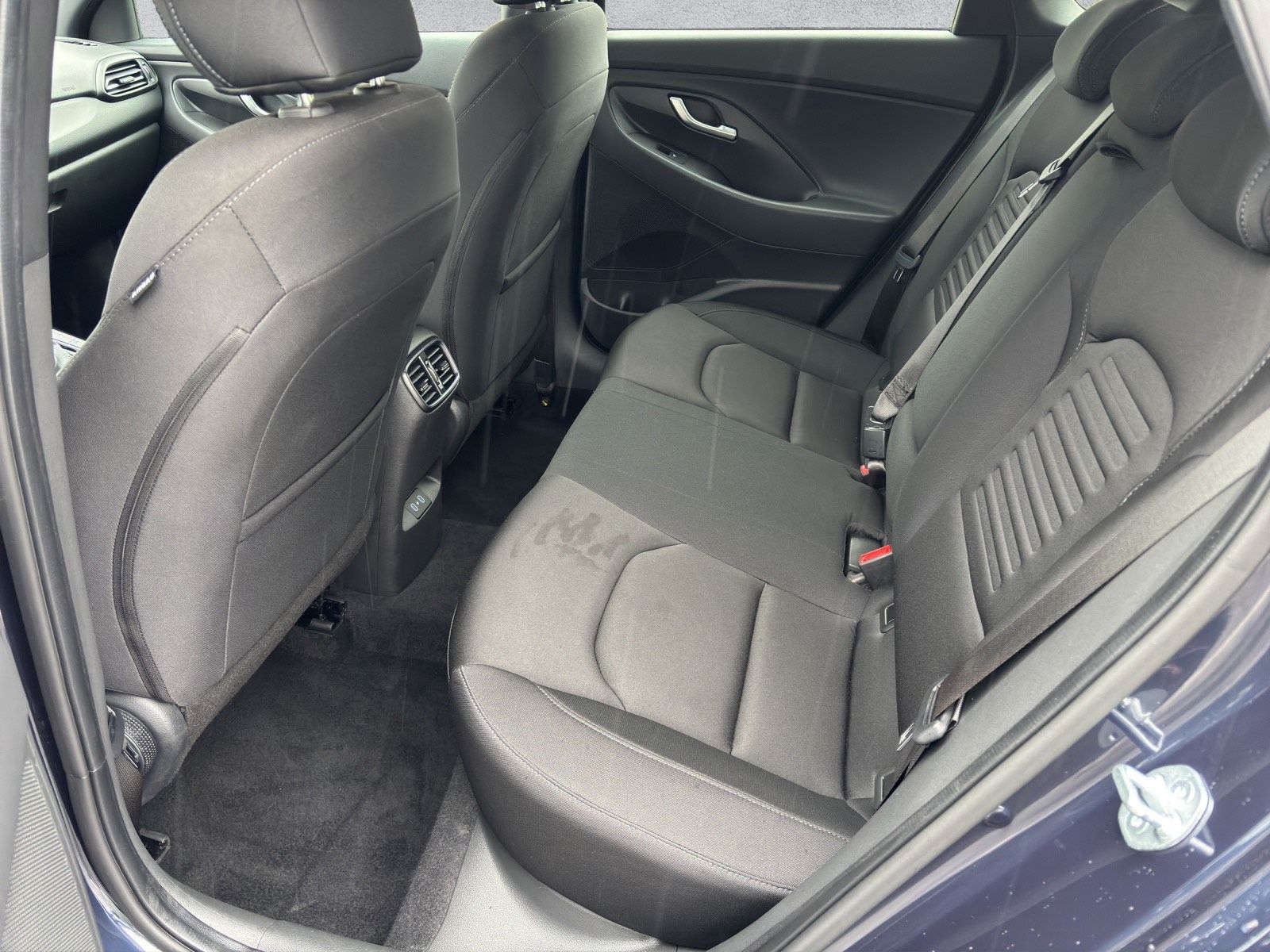 Hyundai i30 1.0 T-GDi DCT Advantage VIRTUAL/NAVI/LED foto 6