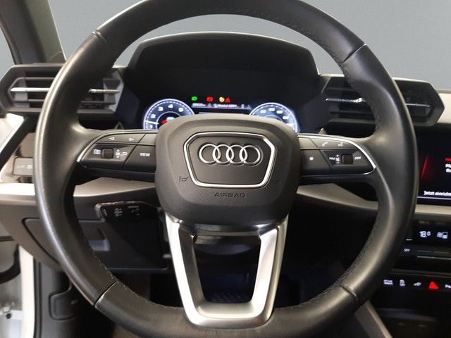 Fahrzeugabbildung Audi A3 Sportback advanced 40TFSIe AHK BlackOptik ele