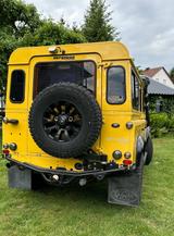 Land Rover Defender 110 Td5 G4 Sonderedition Fünfzylinder - Land Rover Defender aus 2004