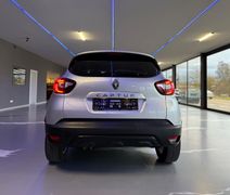 RENAULT Captur Limited - Thumbnail 6