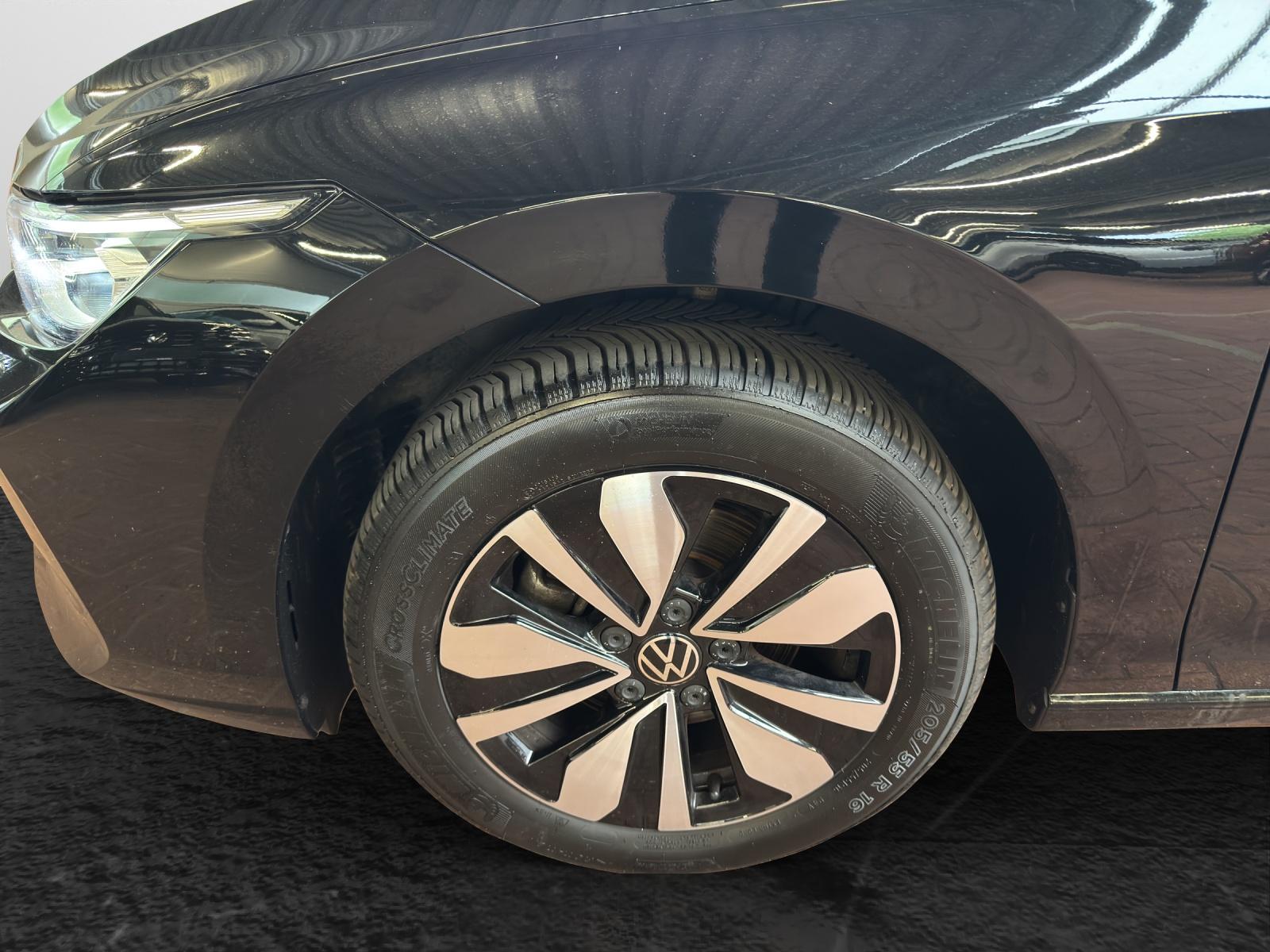Volkswagen Golf 1.5 TSI Goal AHK Navi LED Kamera PDC LM Te, миниатюра 6