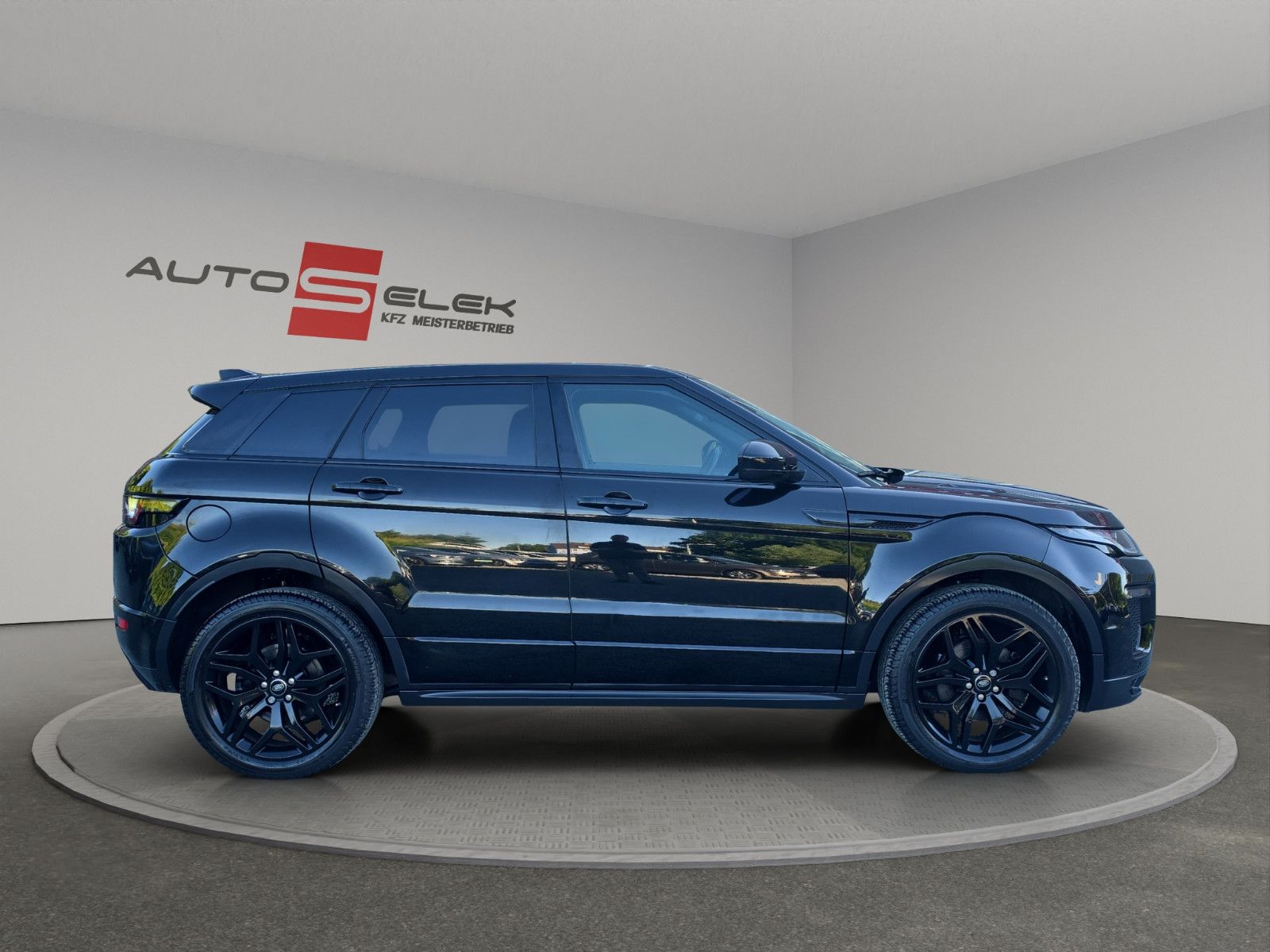 Fahrzeugabbildung Land Rover Range Rover Evoque HSE Dynamic