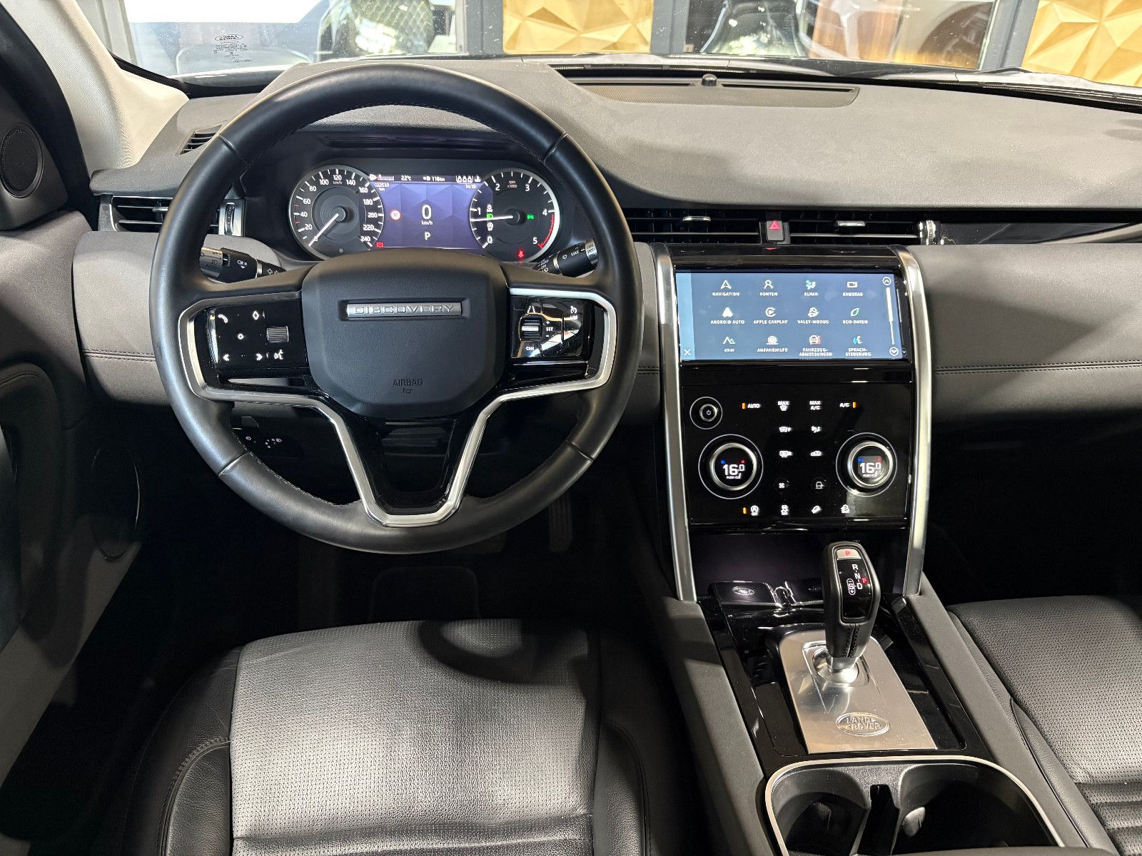 Fahrzeugabbildung Land Rover Discovery Sport S AWD/360°/APPLE/NAVI/SHZ/DAB/