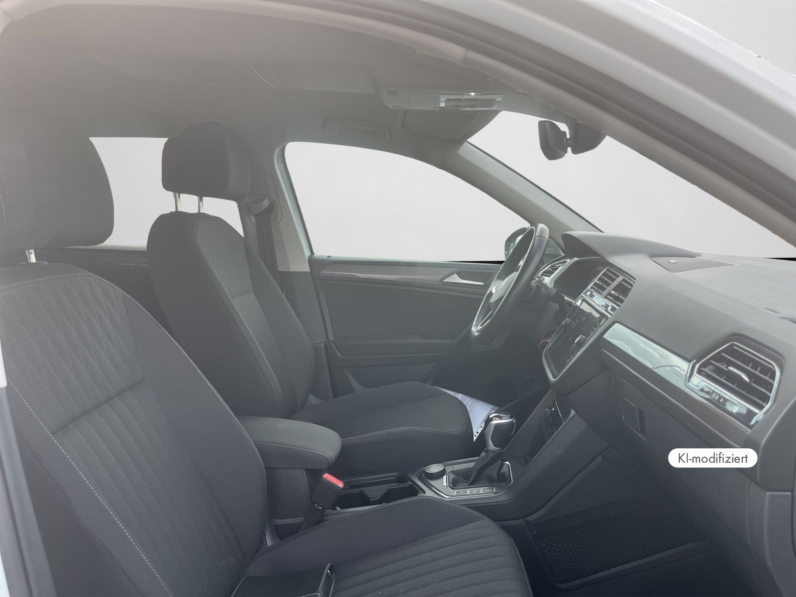Volkswagen Tiguan R-Line Highline 2,0 TSI 4MOTION DSG 20 foto 4