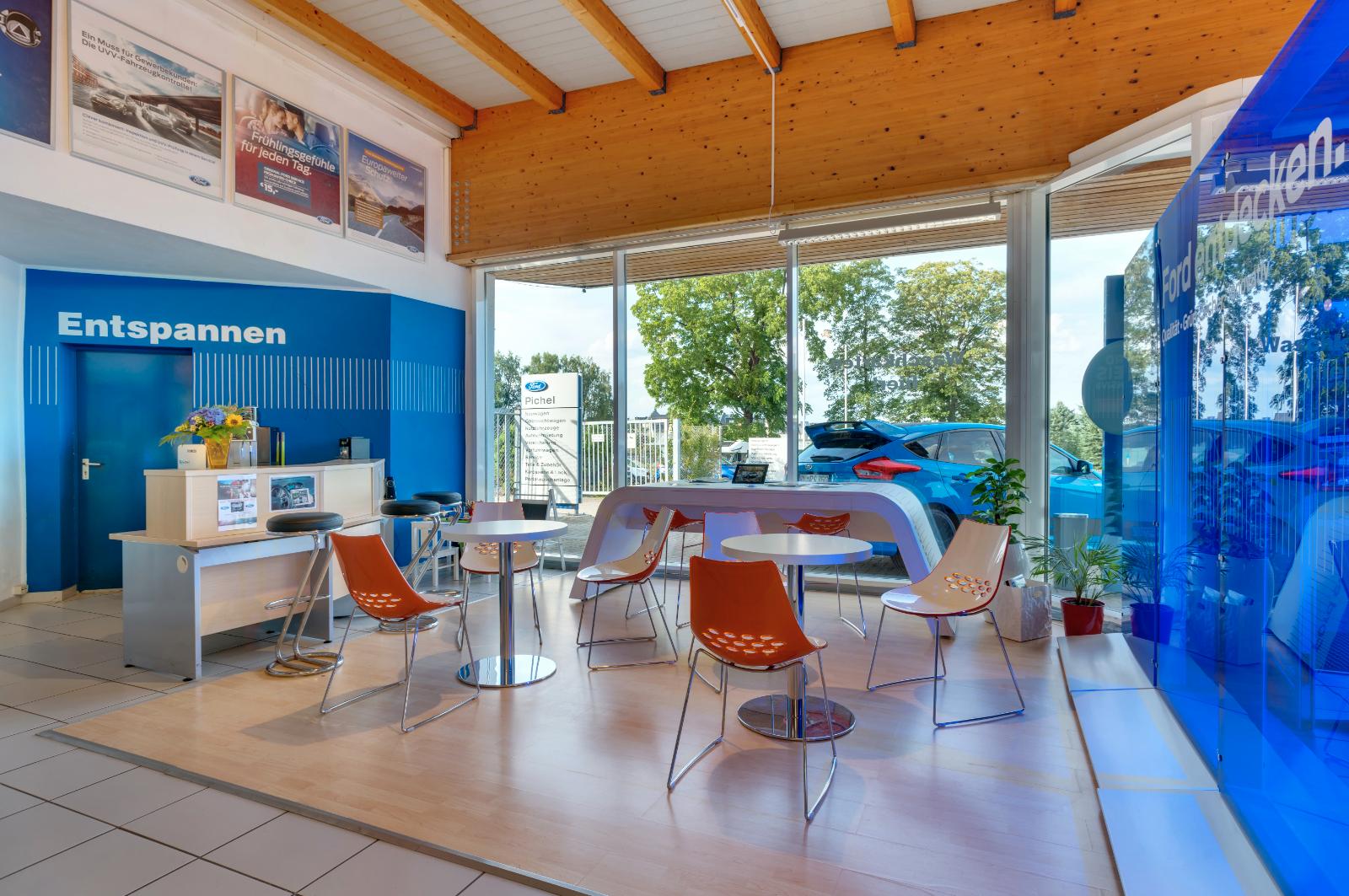 showroom-image-bottom