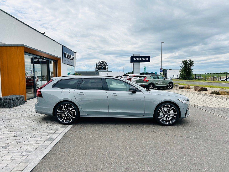 Volvo V90 Ultra Dark Recharge Plug In Ultra Dark Recha foto 8