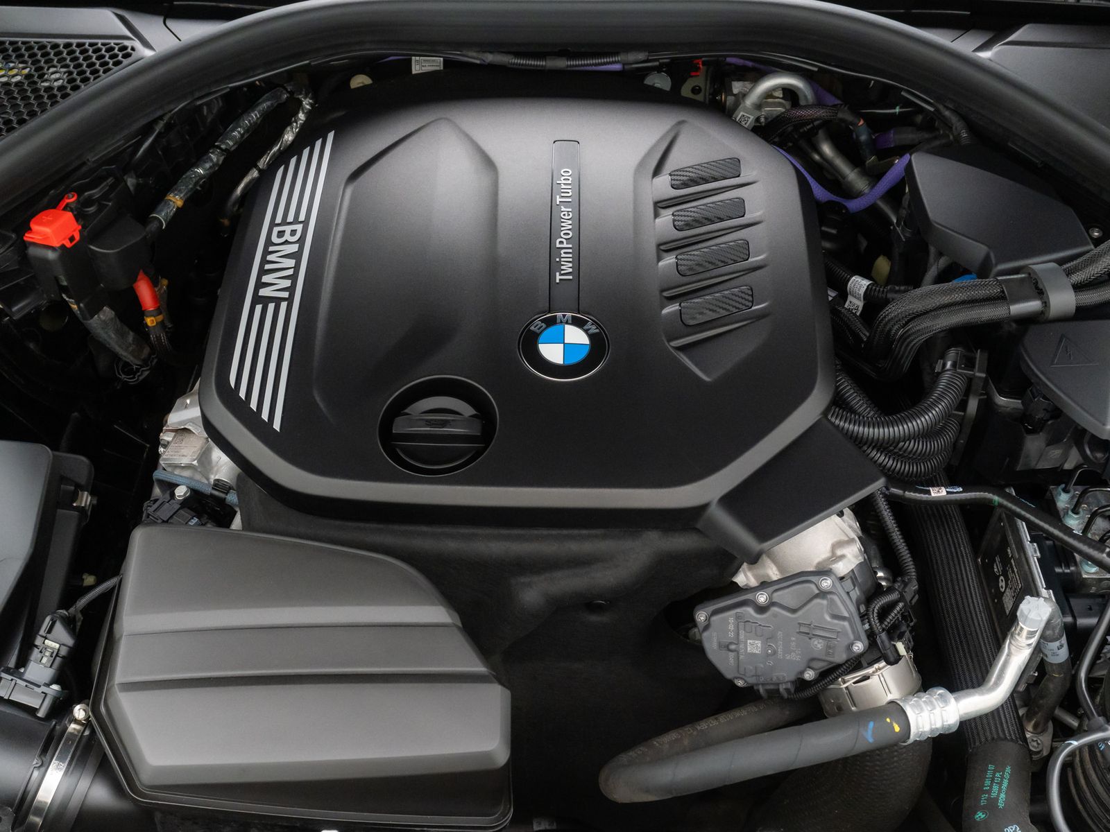 Fahrzeugabbildung BMW 320d DAB HiFi PDC Alarm Sport Geschwindigkeitsre