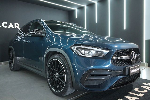 MERCEDES-BENZ MERCEDES GLA 200D AUT PREMIUM AMG