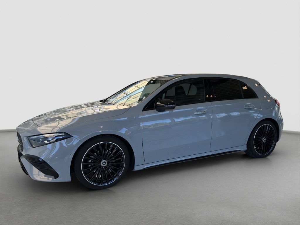 Fahrzeugabbildung Mercedes-Benz A 200 AMG Line*Night Paket*Kamera*KEYLESS-GO