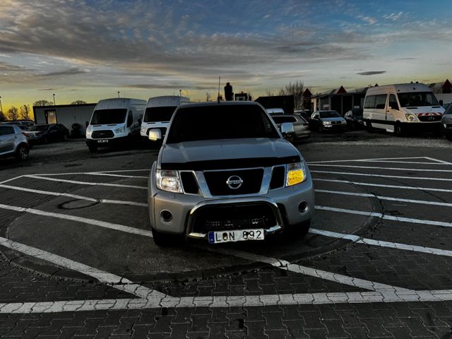 Nissan Navara