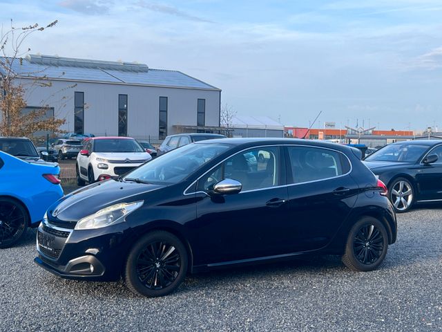 Peugeot 208 Allure 1,6 HDI Navi SHZ PDC Alu