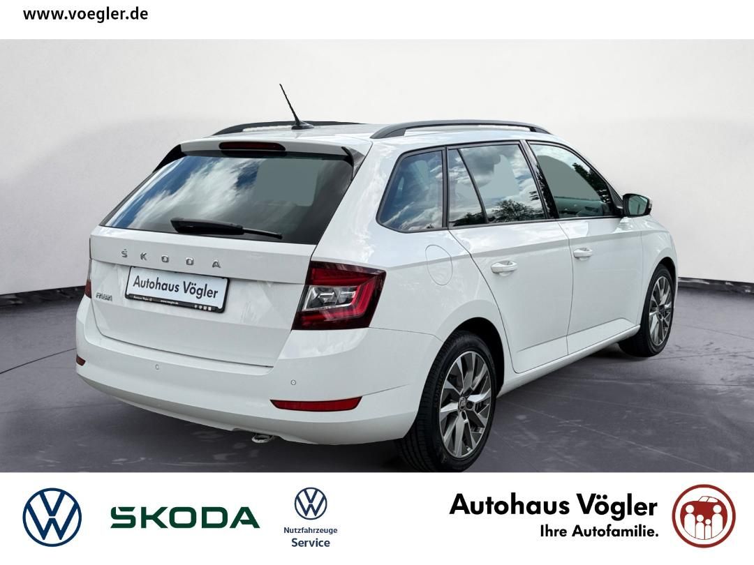 Fabia Combi 1,0 TSI Clever Navi LED CarPlay