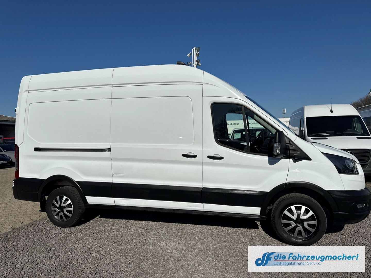 Fahrzeugabbildung Ford Transit Kasten E 350 L3 Trend 89kwh* 360 Kamera