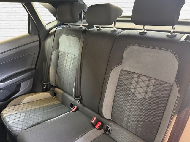 Fahrzeugabbildung Volkswagen Polo R-Line 1,0 l TSI 7-Gang-DSG KLIMA LED