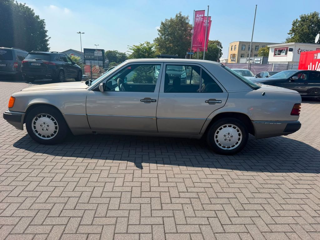Angebot ansehen Mercedes-Benz E 250
