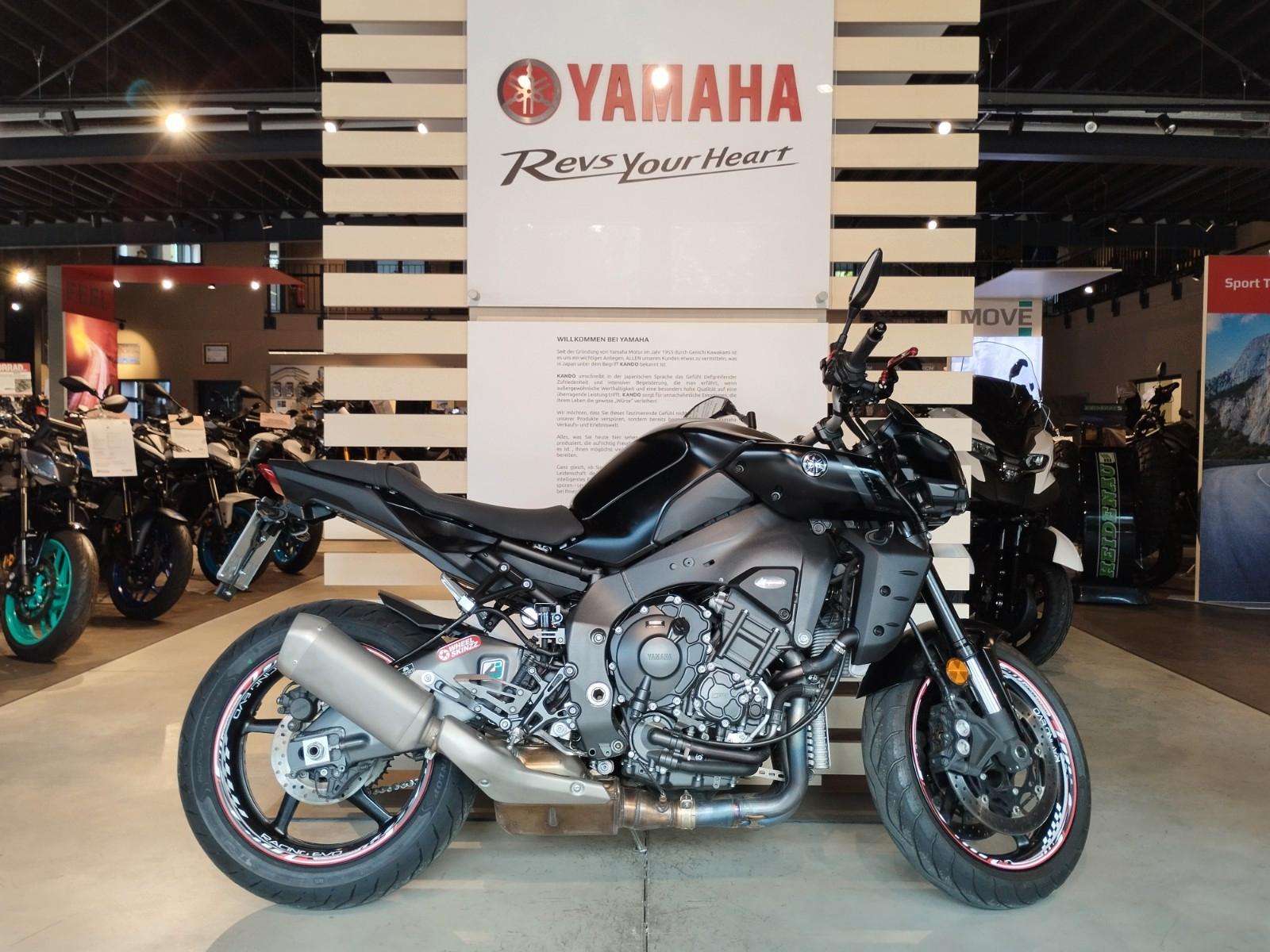 Yamaha MT-10 Tech Black | Vorführer | 5 Jahre Garantie