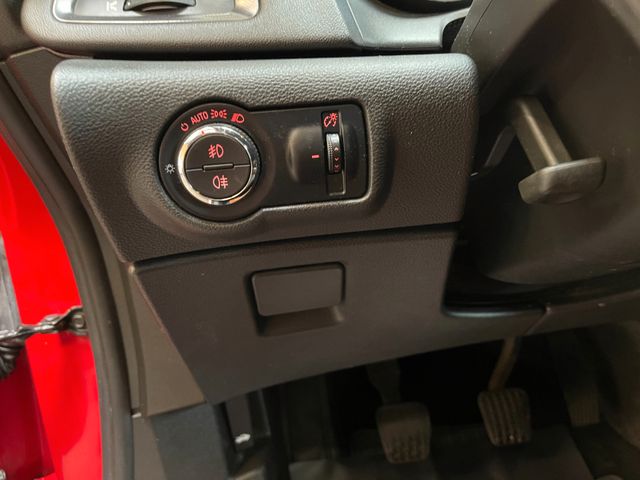 MYAUTOCENTER – Gebraucht- und Jahreswagen mit Werkstattservice in Pfaffenhofen Opel Astra J Lim. 5-trg. Cosmo *Klima*PDC*Tempomat*