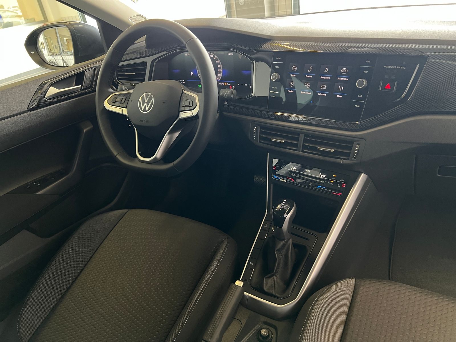 Fahrzeugabbildung Volkswagen Taigo Life 1.0 TSI DSG *Matrix,LED,ACC,Kamera,17